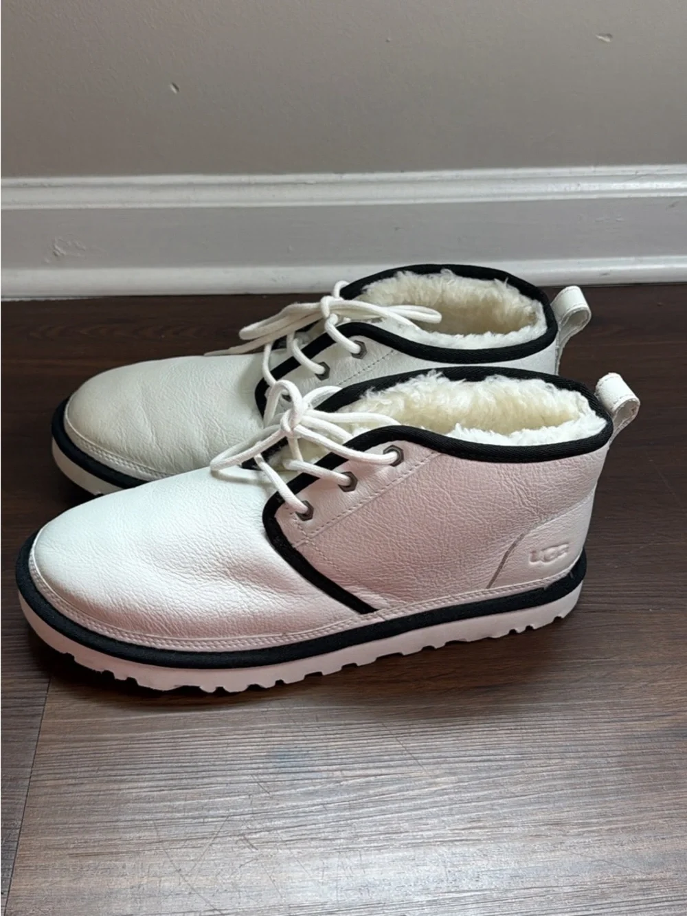 UGG Neumel Leather Chukka Boot